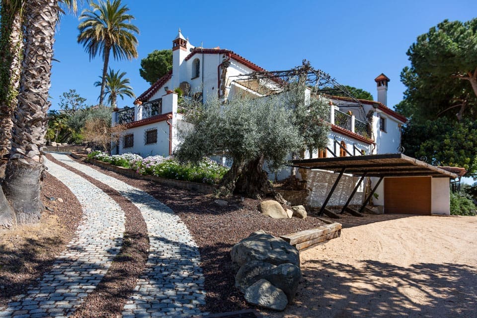 beautiful location Astrology Embodiment Retreat Spain Sept 2024 - Holistic Centre Ireland Casa Accommodation beautiful location Astrology Embodiment Retreat Spain Sept 2024 - Holistic Centre Ireland Casa Accommodation